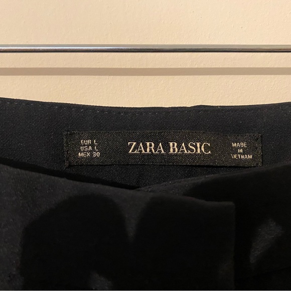 Zara Women’s Black Straight Leg Pants Size US Large - Picture 8 of 9